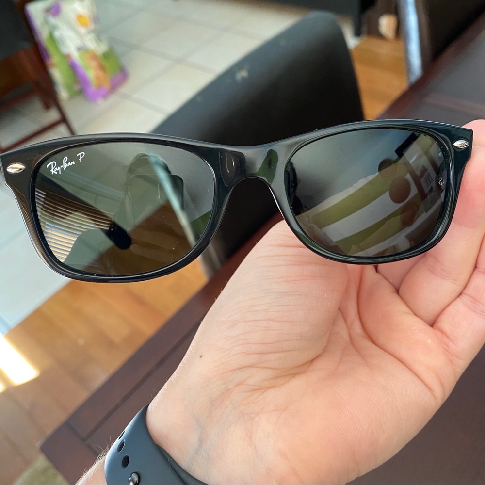 Rayban polarized wayfarer sunglasses